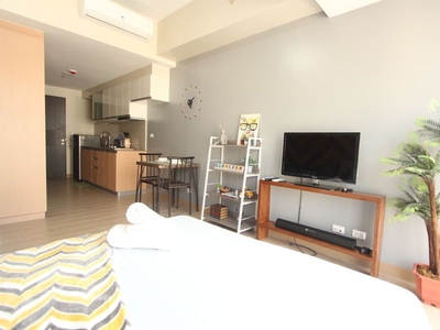 Condo for Rent in Eastwood City by #cloverphsuites One Eastwood Avenue