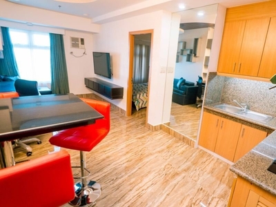 FULLY FURNISHED 1-BR Condo Unit (occupied)
