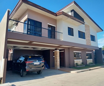 PRE SELLING 3- bedroom single attached house for sale in Lapulapu Cebu