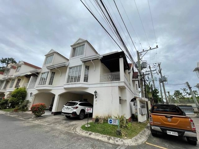 Townhouse For Rent In Lahug, Cebu