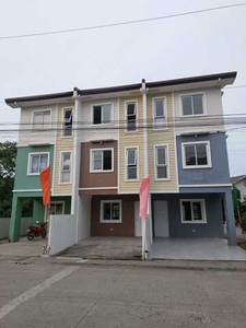 Townhouse For Sale In Bucandala I, Imus