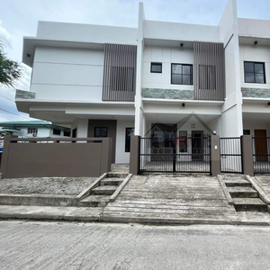 Townhouse For Sale In San Dionisio, Paranaque