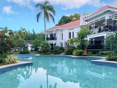 Villa For Sale In Putatan, Muntinlupa