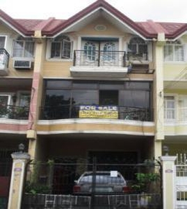 Townhouse For Sale In Concepcion Uno, Marikina
