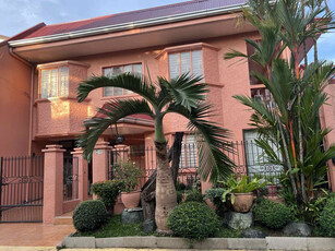 House For Sale In Batasan Hills, Quezon City