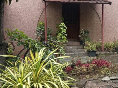 5BR House for Sale in San Lorenzo Village, Makati