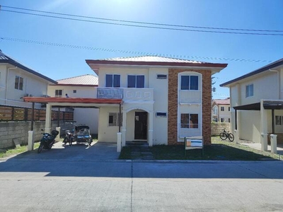 House For Sale In Cabalantian, Bacolor