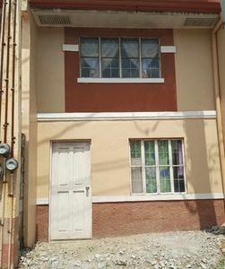 Townhouse For Sale In Poblacion, Pandi