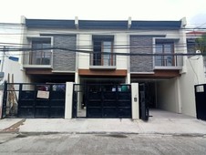 2 STOREY MODERN TOWNHOUSE FOR SALE WITH BIG ATTIC NEAR MINDANAO AVE. QUEZON CITY
