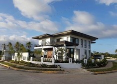 For Sale: Rest House in Laiya, San Juan, Batangas City