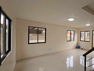 Townhouse For Rent In Calajo-an, Minglanilla