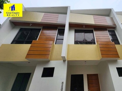 Townhouse For Sale In Ampid Ii, San Mateo