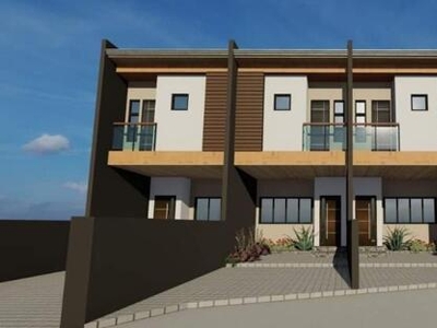 Townhouse For Sale In Malinta, Valenzuela