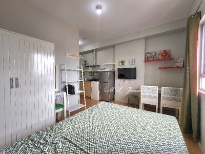 Fully Furnished 2-Bedroom Condo Unit For Sale in Robinland, Mandaue City, Cebu