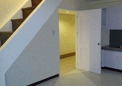 2Bedroom unit in Timog for only 20,000