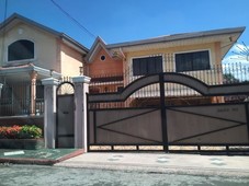 fully furnished house with pool in fairview
