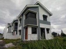 Single Attached 2 Storey in Tagaytay forbes