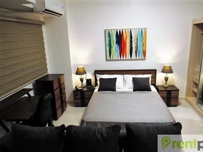 Fully Furnished 1BR for Rent in Signa Designer Residences Makati