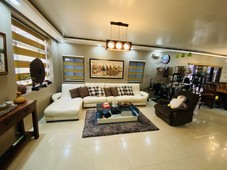 For Sale 5-bedroom house & lot in Paranaque